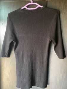 Black Ribbed 3/4 Sleeve Top