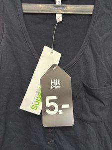 Black Sleeveless V-Neck Tank Top