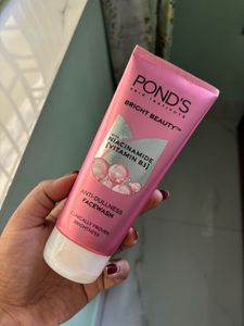 Pond's Bright Beauty Face Wash