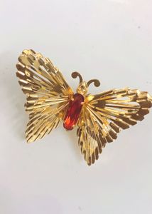 New Vintage Gold Butterfly Ring with Red Gem