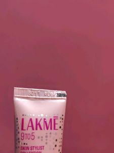 Lakme CC Cream &amp; Amerrycolor Applicator