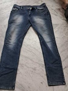 Stylish Blue Wash Denim Jeans Hardely use
