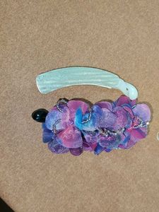 Sparkling Floral Hair Clip