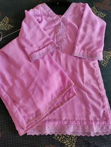 Pakistani Beautiful Lavender Kurta Set