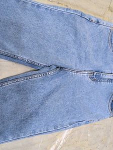 Light Wash Flared Jeans