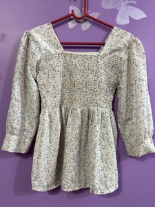 Chic Smocked Floral Square Neck Top