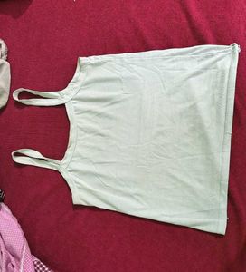 Set of 3 Basic Tank Tops