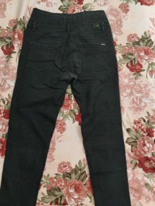 Stylish High-Waist Black Jeans