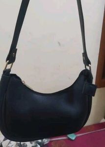 Chic Black Shoulder Bag