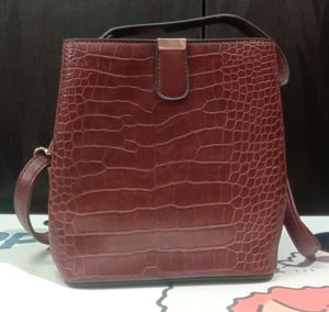 Brown Hand+ Sling Bags