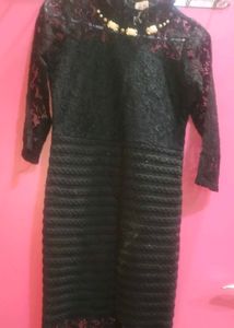 Party Wear Gown Size 34, 85 cm