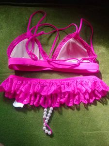 Victoria's Secret Bralette Wit Thong Free
