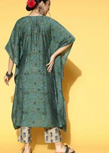 Elegant Floral Kaftan Kurta Set