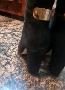 Designer Knee high Suede black boots 80% discount