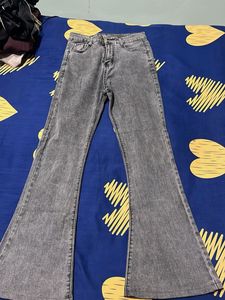 😍Grey Flared Jeans😍