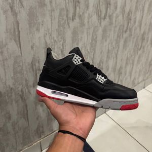 Nike Air Jordan 4 Retro Bred