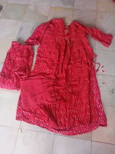 Beautiful Red Ethnic Kurta Set