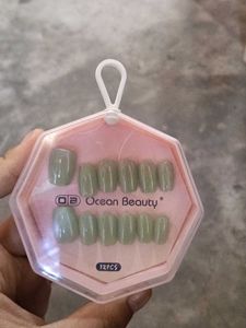 Assorted Press-On Nails Sets