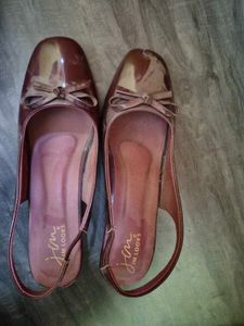 Chic Ballet heels with Bow Detail