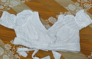Chic White Cotton Broderie Anglaise Blouse✨🤍