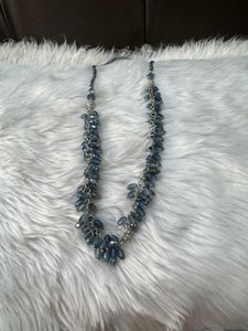 MAGNETIC NECKLACE