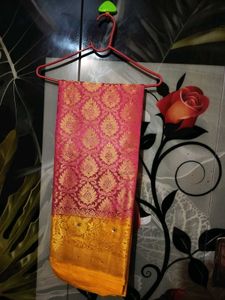 unused saree ( fixed price)