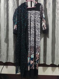 Elegant Black Printed Dress with Dupatta