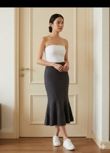 Grey Ribbed Knit Flare Skirt