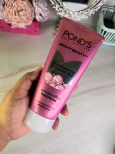 Pond's Bright Beauty Face Wash