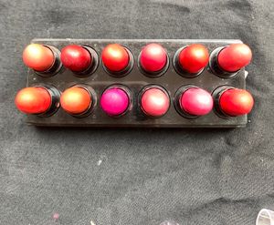 STAY QUIRKY 12PIECE OF MINI LIPSTICK