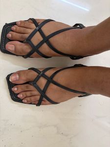 Stylish Black Flat Sandals
