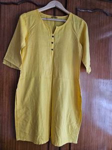 Aurelia Haldi Kurti