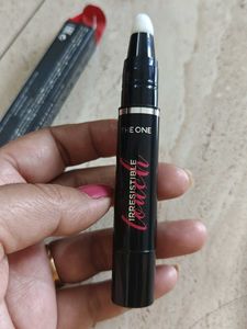 The One Irresistible Touch  high shine lipstick