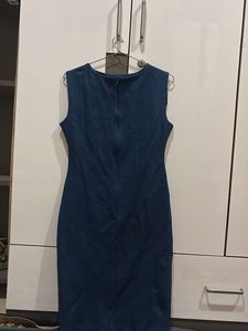 Chic Blue Cut-Out Dress