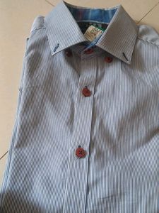 Men's Plaid Button-Down Shirt