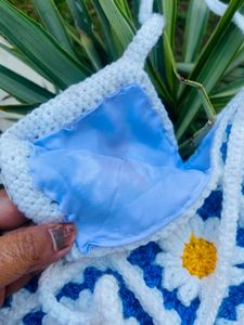 Crochet Granny Square Daisy Bag
