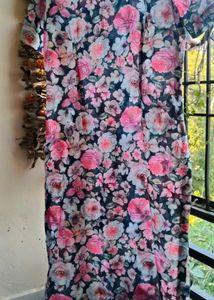 Floral &amp; Embroidered Kurta Set