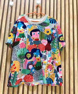 A SUPER CUTE TOP FOR WOMEN
