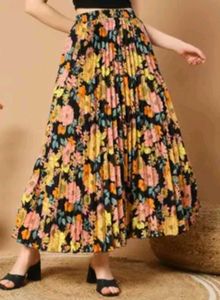Floral Print Pleated Skirt