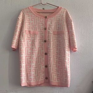Chic Pink & White Patterned top