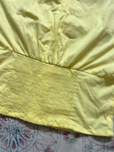 Nuon Chic Pastel Yellow Cropped Shirt