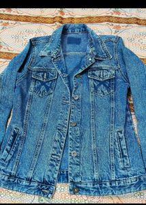 DENIM JACKET