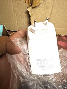 TP-Link TL-WA850RE 300Mbps Range Extender Unused