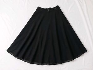 Elegant Black Midi Skirt