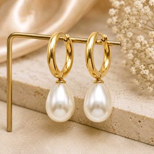 Gold-tone hoop earrings with pearl drop Antitarnis