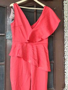 Chic Red One-Shoulder Jumpsuit