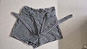 Cute Gingham Shorts