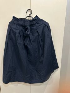 H&M paperbag skirt- EU34- waist 26
