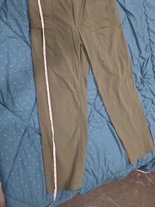 UNIQLO Khaki Cargo Pants