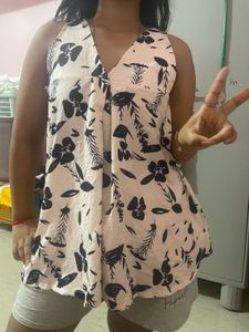 Cute Floral Print Sleeveless Top